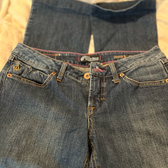Womens Genuine Volcom Brand Jeans Size 7 - Picture 5 of 6